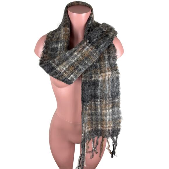 Royal Scot (Samuel Tweed & Co) Great Britain Mohair/Wool Scarf Fringe plaid gray - Picture 2 of 5